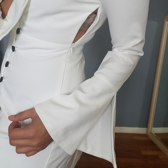 🏷CLEARANCE LUX WHITE BUTTON DRESS - Picture 7 of 7